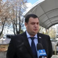 Вице-мэр Симферополя Нариман Хаялиев пиарится на диарее ялтинцев