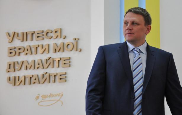 Фирма нардепа Александра Шевченко выиграла подряд на ремонт дороги, завысив цену на 70 миллионов