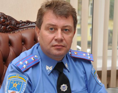 Замначальника Николаевского УВД полковник Виктор Буряченко написал рапорт об увольнении из органов