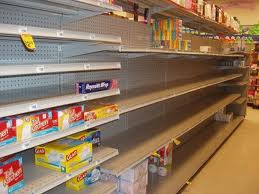 Регионы: В Крыму начались проблемы с доставкой продуктов