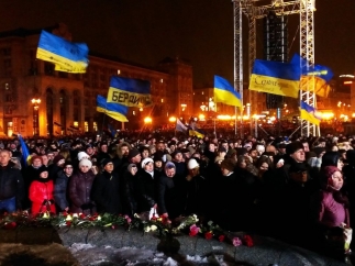 Петра Порошенко встретили на Майдане криками "Ганьба!"