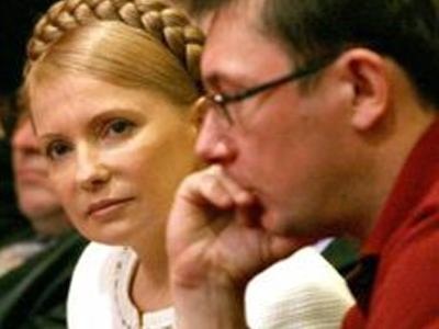 Партии Тимошенко и Луценко объединяются