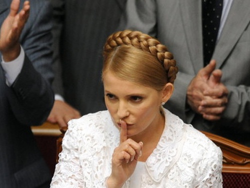 На зарубежных счетах Юлии Тимошенко лежит миллиард долларов, заявил экс-заместитель генпрокурора