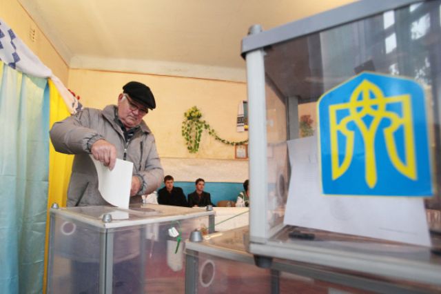Прогноз: Партия Михаила Саакашвили может получить не менее 12%