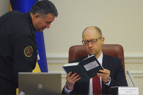 Прогноз: Петренко и Аваков останутся в министерских креслах