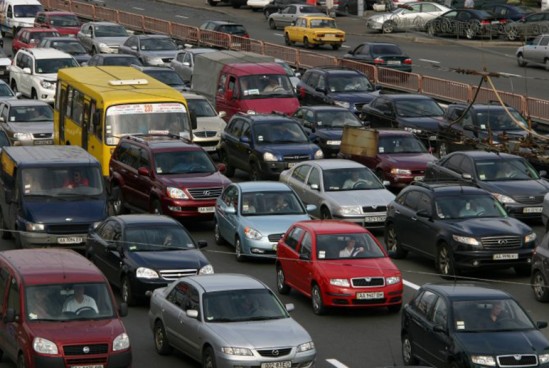 Когда автомобили перестанут отравлять воздух в Киеве
