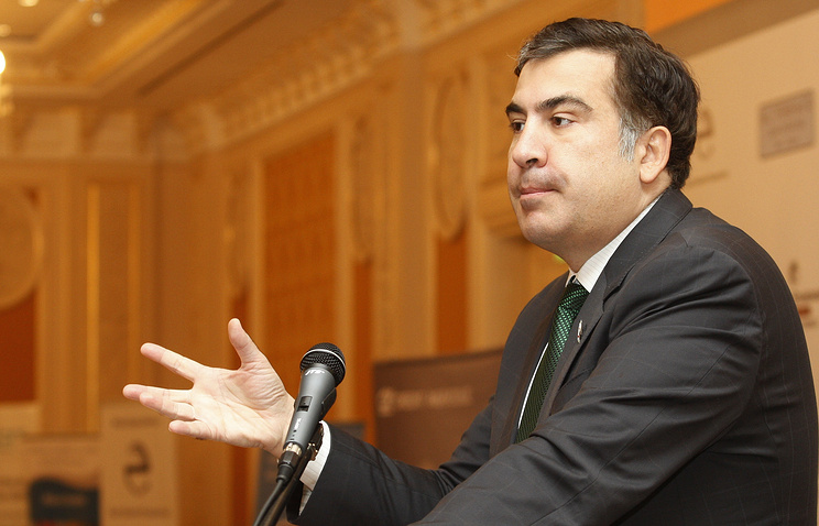 Суд наложил арест на банковскую карту Саакашвили