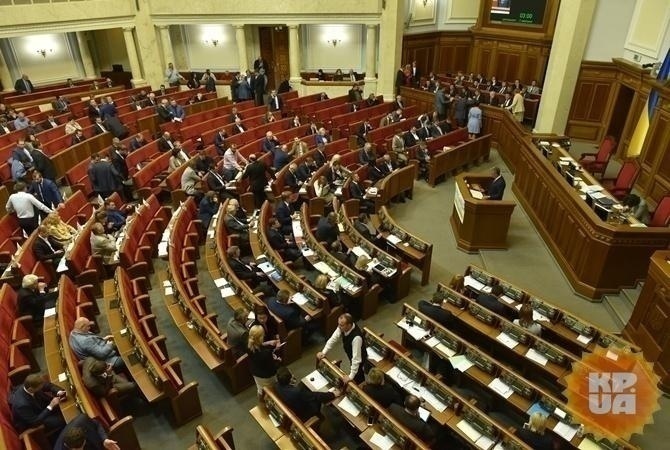 В Верховной Раде могут начать переводить русскоязычных депутатов