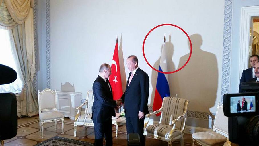 У Путина на встрече с Эрдоганом выросли рога: в сети смеются