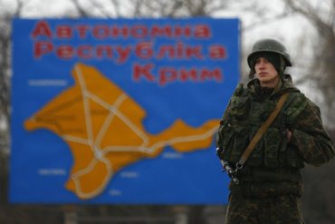 Крым: Среди наблюдателей в Крыму сепаратист, сталинист и антисемит