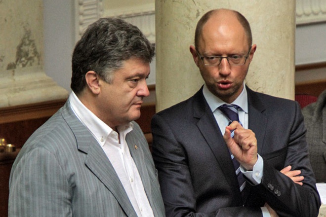 Об этом говорят: Партии Яценюка и Порошенко пойдут на выборы отдельно