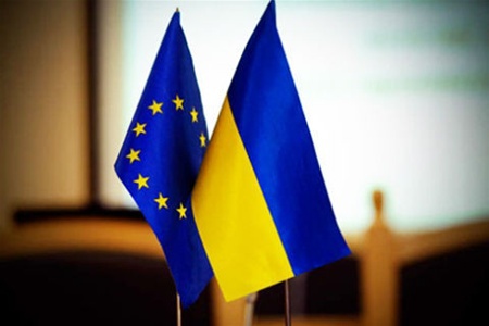 Опрос: Большинство украинцев хотят вступления в ЕС единой Украины