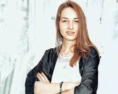 "Санта-Барбара": Секретарем Каховского горсовета стала 22-летняя дочь депутата от «Оппозиционного блока»