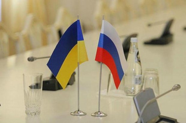 Крым: Россия прерывает дипломатические отношения с Украиной