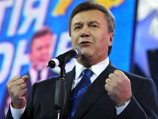 Бжезинский назвал Януковича диктатором, который управляет коррумпированной страной