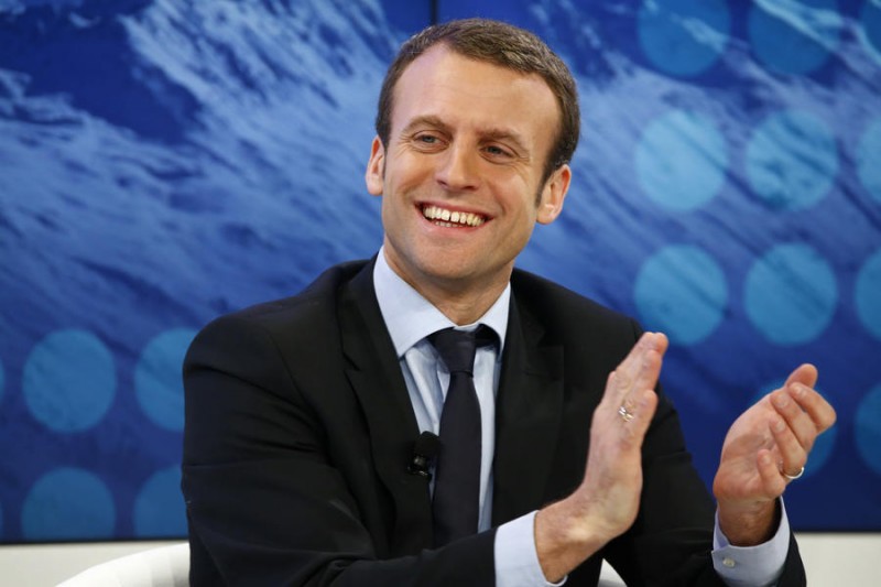 Странная любовь главного претендента в президенты Франции. Это же надо было так вляпаться!