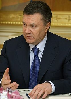 Чорновил говорит, что Виктор Янукович – ни рыба ни мясо, думает о золотых унитазах, фазендах