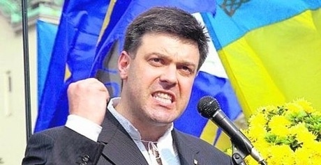 Тягнибок предупредил украинцев, что в ночь выборов нужно готовиться к новой революции