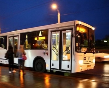 Прогноз: Когда в столице можно будет покататься на ночном автобусе
