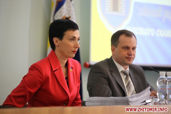Секретарь Житомирского горсовета Наталия Леонченко обвела депутатов вокруг пальца?
