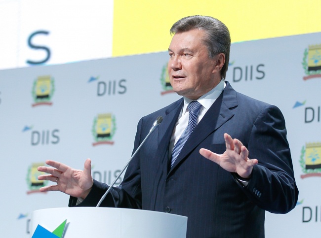 Виктор Янукович расскажет об успехах завтра в прямом эфире
