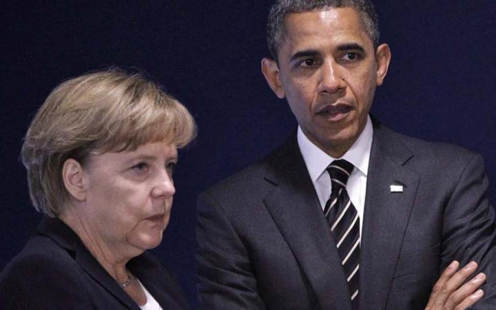 Мнение: Обама пока держится. Меркель уже нет
