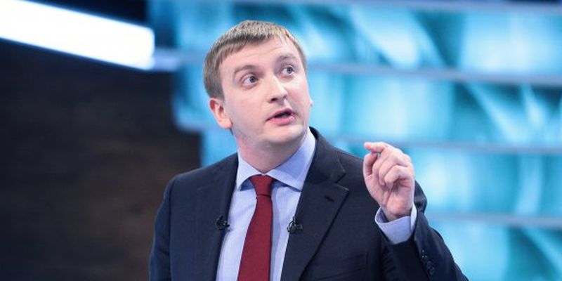 Скандальчик: «Нафтогаз» обвиняет подчиненных Павла Петренко в пособничестве Фирташу
