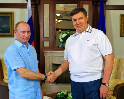 Власти России взяли Виктора Януковича под защиту