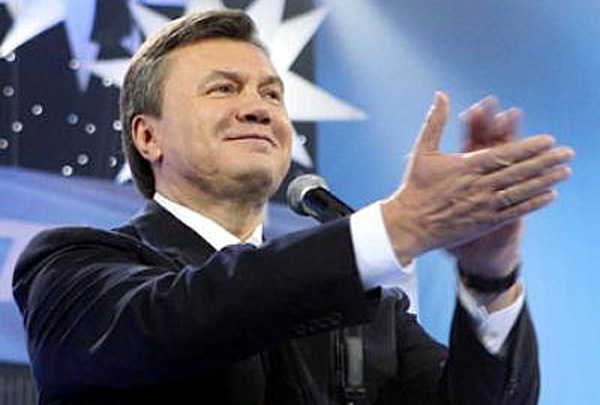 Деньги: Сколько миллиардов Виктор Янукович вывез из Украины