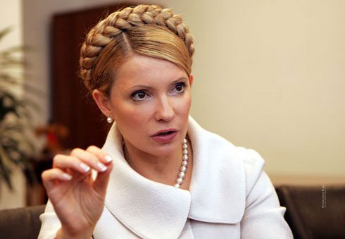 Тимошенко приготовилась спасти три банка