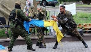 Игорь Плотницкий распорядился к Пасхе убрать всю украинскую символику