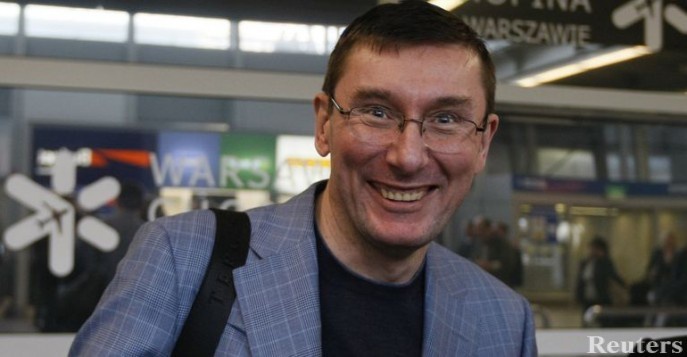 Юрий Луценко хочет стать посредником между народом и лидерами оппозиции