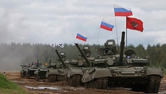 Об этом говорят: Российские танки – в 20 километрах от Мариуполя, их перекрашивают в цвета так называемой Новороссии