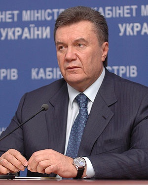 Янукович уволил председателя Запорожской райгосадминистрации
