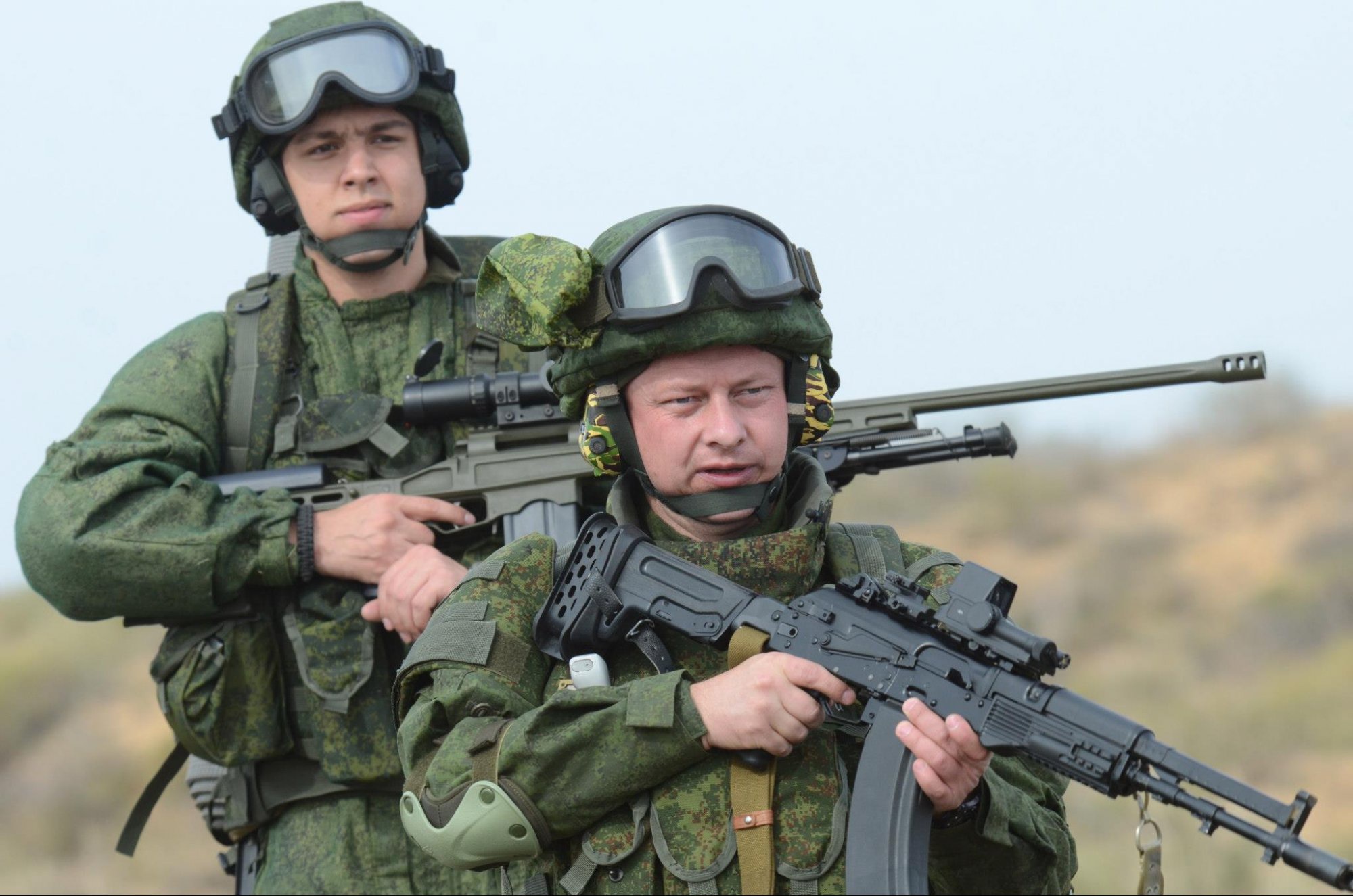 Об этом говорят: Оккупанты стягивают войска на север Крыма