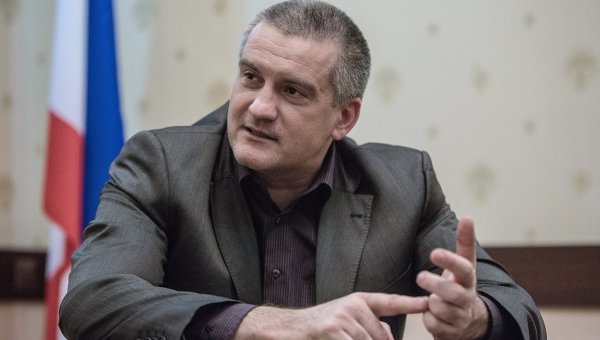 Аксенов угрожал трибуналом экс-министру топлива и энергетики Крыма