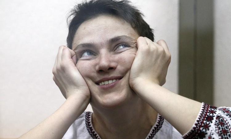 Волонтер о Савченко: Не надо видеть в ней мессию, нового президента или спасителя отечества