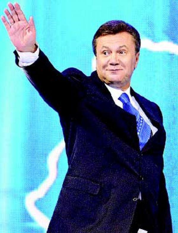 Мнение: Люди уже требуют суда над Виктором Януковичем, а не просто отставки