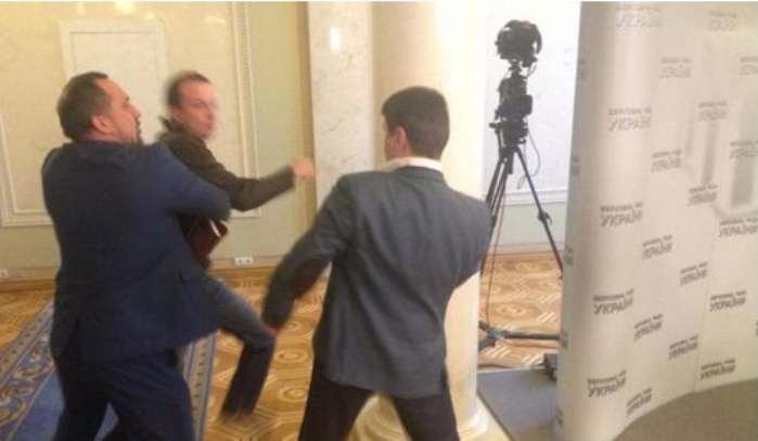Как Вадим Ивченко разбил Соболеву губу в парламенте
