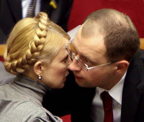 Тимошенко договорилась с Яценюком о совместном будущем