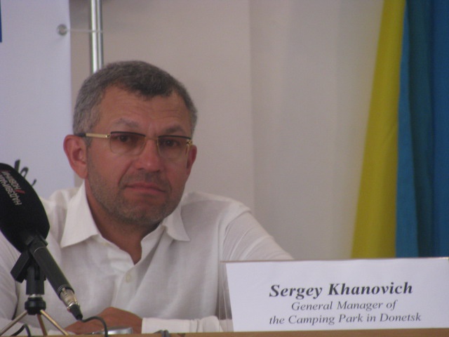 Донецкий бизнесмен Сергей Ханович избивал врача под наблюдением регионала