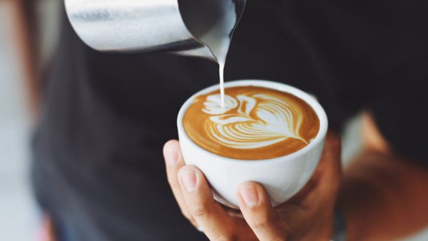 Скільки чашок кави можна вживати протягом дня