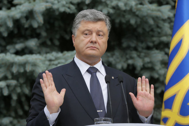 У Порошенко дали новый прогноз по безвизу для Украины. Два-три месяца