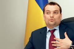 Скандальчик: Избиратели говорят о подкупе кандидатом в Киевсовет Андреем Ваврышем