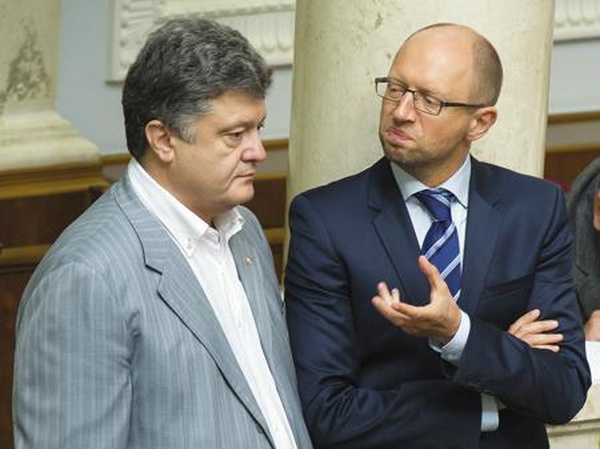 Об этом говорят: Если Яценюк и Порошенко начнут выяснять отношения, денег от МВФ они не получат