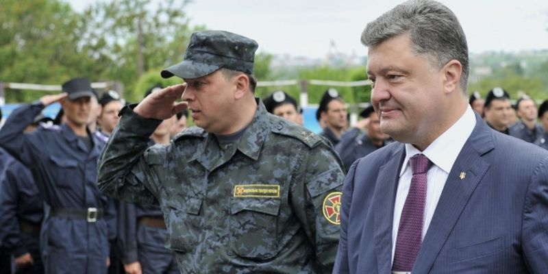 Петр Порошенко поручил уволить заместителей генпрокурора и главы МВД