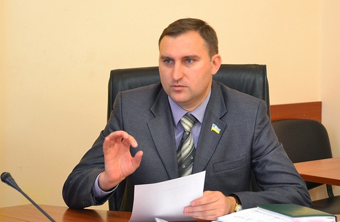 Николай Жук принялся подлизываться к губернатору Николаевщины, задабривая его постом вице-президента МБК Николаев