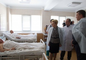 Виктор Янукович попал в больницу?