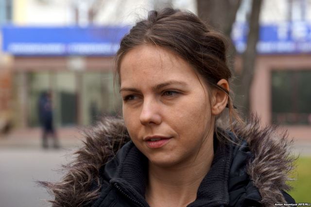 Сестра Надії Савченко написала заяву про вступ до Народного Руху України