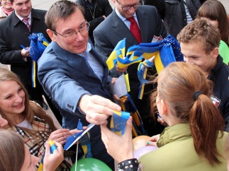 Возвращение Юрия Луценко на зону грозит скандалом с Европой и проблемами с Тимошенко